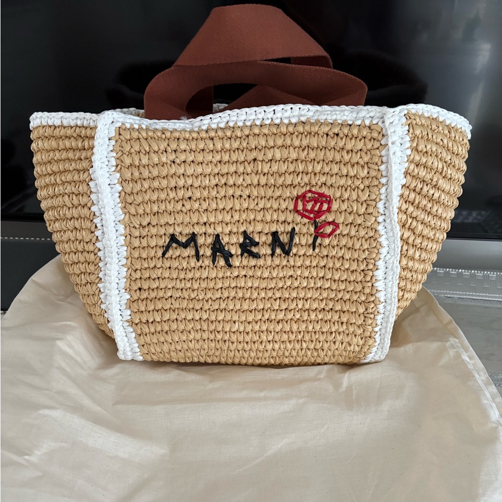 Marni authentication